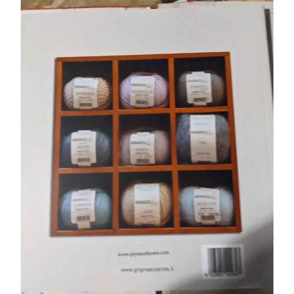 Grignasco Knits Softcover knitting book